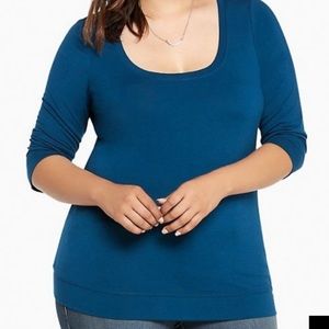 Torrid SOLID 3/4 sleeve SCOOP TEE